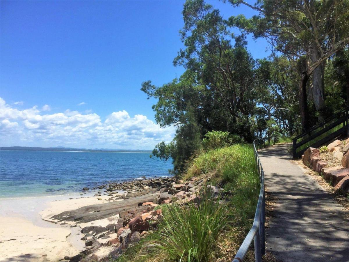 Dutchie'S Sand & Sea Beach House - Easy Walk To The Beach Nelson Bay Eksteriør billede