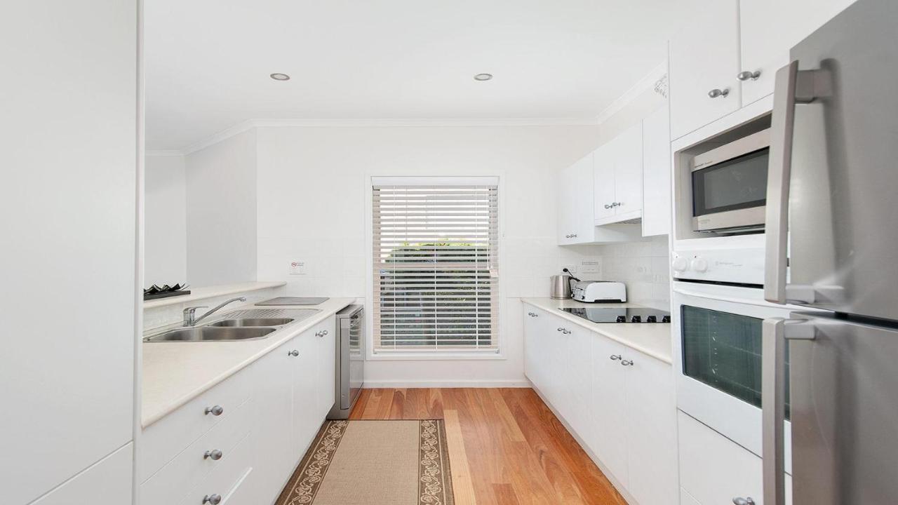 Dutchie'S Sand & Sea Beach House - Easy Walk To The Beach Nelson Bay Eksteriør billede