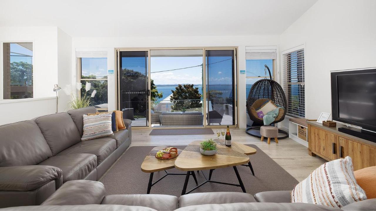 Dutchie'S Sand & Sea Beach House - Easy Walk To The Beach Nelson Bay Eksteriør billede